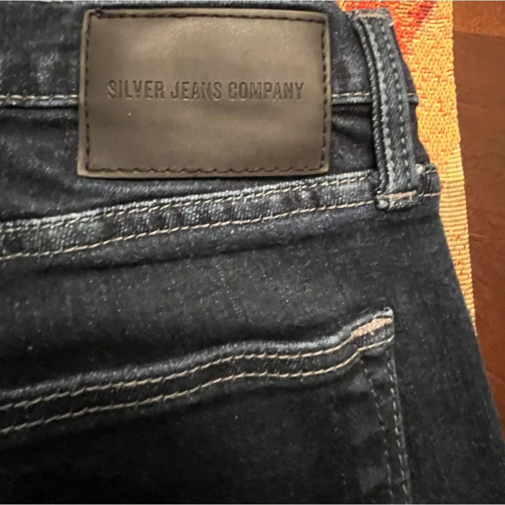 Silver Jeans - Picture 6 of 9